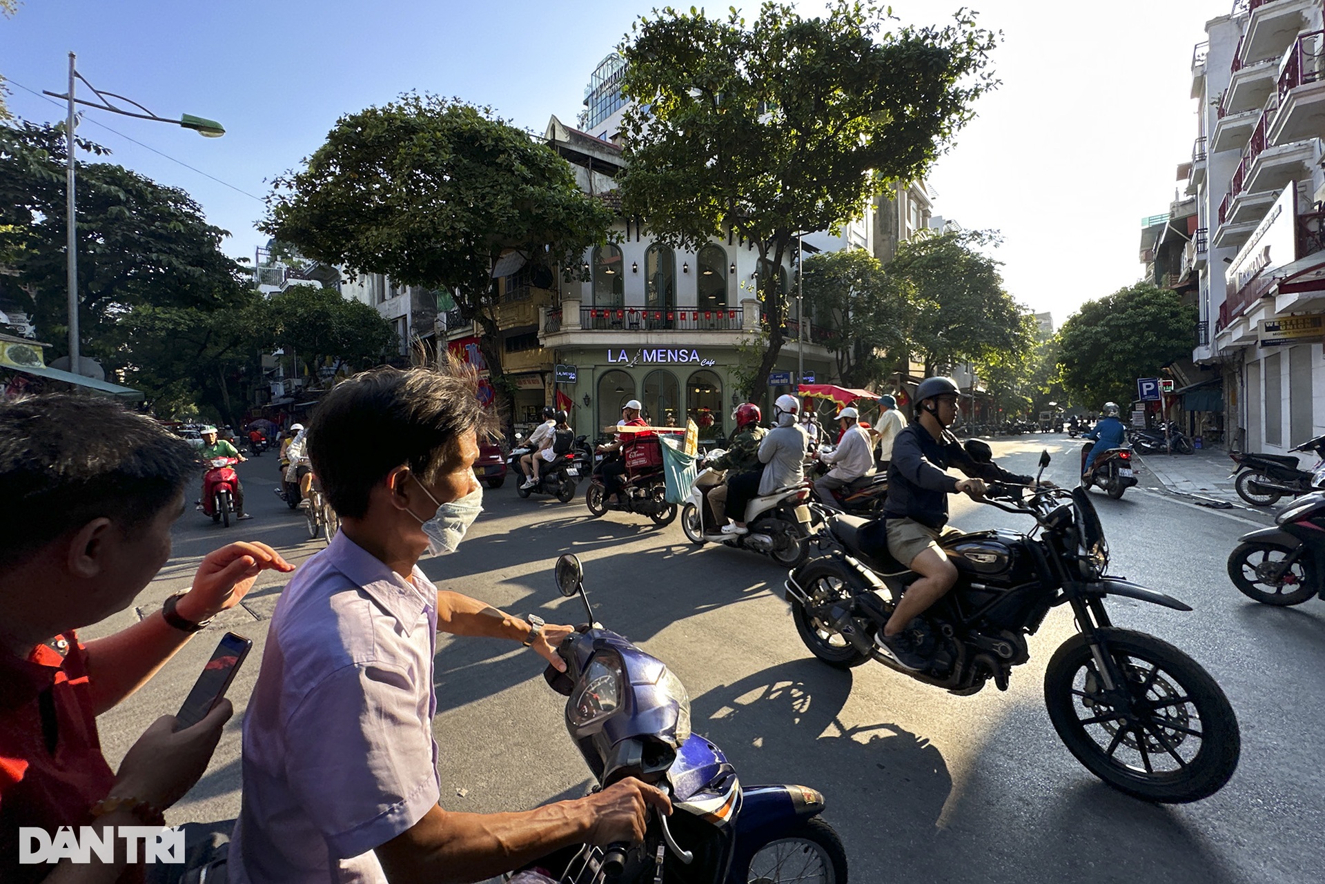 Một Hà Nội hoài cổ trong nắng thu - 3 Một Hà Nội hoài cổ trong nắng thu - 3