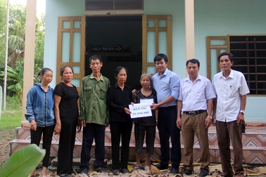 "Ở thế giới bên kia, em trai tôi cũng rất ấm lòng"