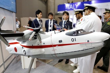 Tấp nập triển lãm vũ khí quốc tế tại Nhật Bản