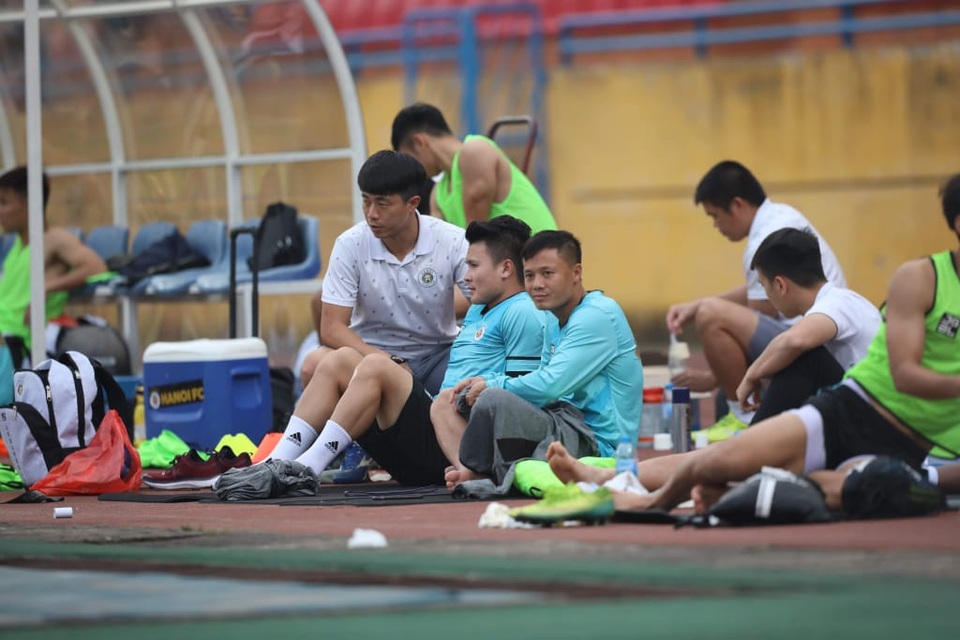 Quang Hải chấn thương nhẹ, CLB Hà Nội thắng đậm CLB Phú Thọ - 1 Quang Hải chấn thương nhẹ, CLB Hà Nội thắng đậm CLB Phú Thọ - 1