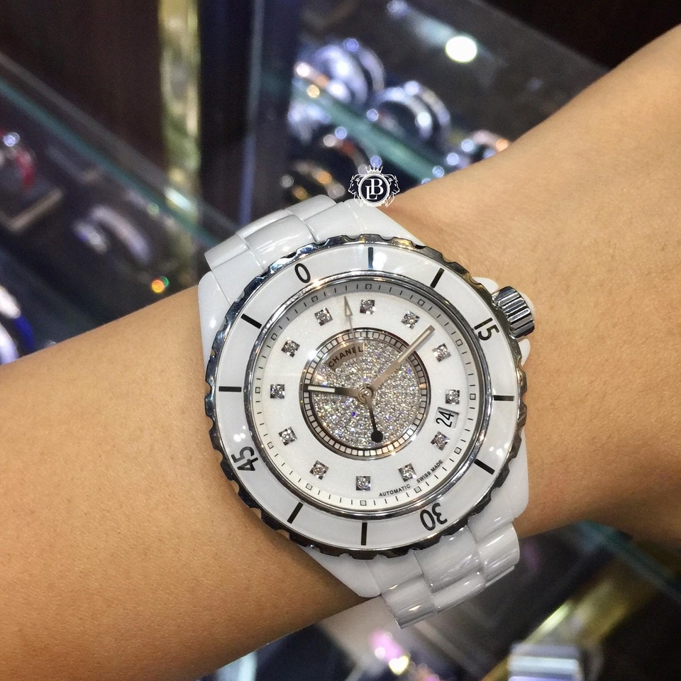 Top 4 mẫu đồng hồ có mức giá tốt nhất tại Boss Luxury - 3 Top 4 mẫu đồng hồ có mức giá tốt nhất tại Boss Luxury - 3
