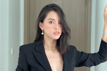 Hoa hậu Trần Tiểu Vy: "Làm từ thiện vào mùa dịch rất khó khăn"