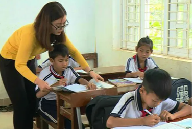 Những cô giáo trẻ gieo yêu thương giữa núi rừng