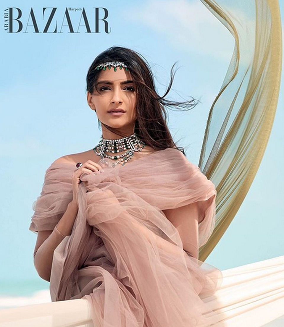 Nhan sắc kiêu sa của minh tinh Ấn Độ Sonam Kapoor - 3 Nhan sắc kiêu sa của minh tinh Ấn Độ Sonam Kapoor - 3