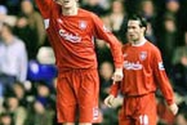 Liverpool hủy diệt Birmingham