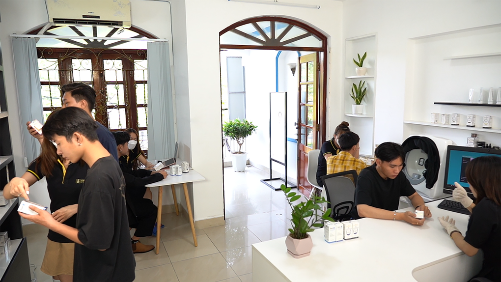 Oriskin chơi trội với chính sách đổi trả 10 ngày sau khi sử dụng sản phẩm - 4 Oriskin chơi trội với chính sách đổi trả 10 ngày sau khi sử dụng sản phẩm - 4