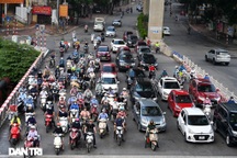 Vì sao Bộ GTVT bỏ yêu cầu tiêm vắc xin, xét nghiệm Covid khi đi liên tỉnh?