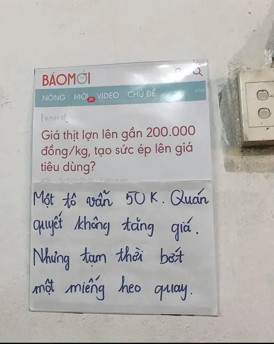 Càng gần Tết càng bị lái buôn ép giá, người bán lẻ thịt lợn chỉ nhập nửa hàng - 3 Càng gần Tết càng bị lái buôn ép giá, người bán lẻ thịt lợn chỉ nhập nửa hàng - 3