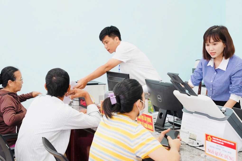 Thành lập 3 tổ công tác hỗ trợ cấp xã xử lý dứt điểm hồ sơ đất đai tồn đọng - 1 Thành lập 3 tổ công tác hỗ trợ cấp xã xử lý dứt điểm hồ sơ đất đai tồn đọng - 1