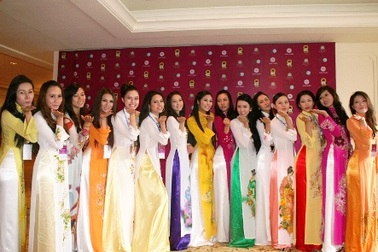 Top 20 Hoa hậu Việt Nam 2010 hội ngộ tại cố đô Huế