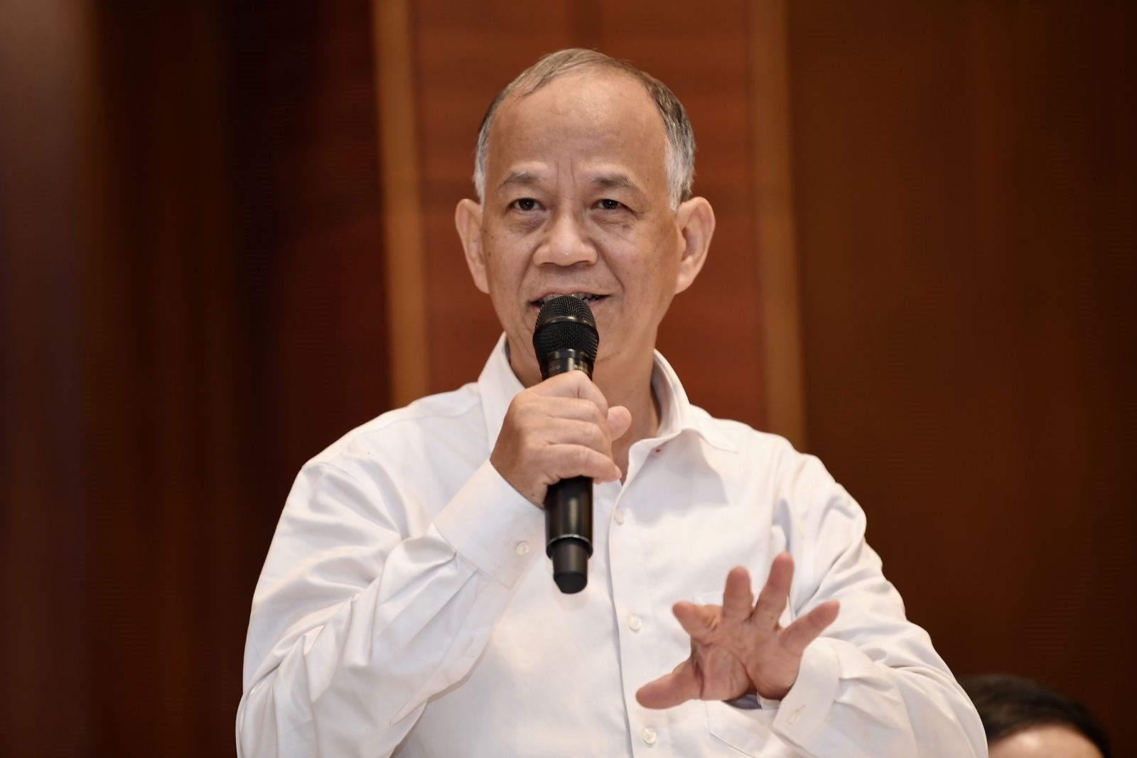 Chuyên gia: Doanh nghiệp, doanh nhân quý hơn mỏ vàng, mỏ bạc - 1 Chuyên gia: Doanh nghiệp, doanh nhân quý hơn mỏ vàng, mỏ bạc - 1