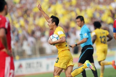 Thanh Hóa lội ngược dòng kịch tính trên sân nhà