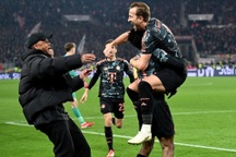 Ngược dòng ngoạn mục, Bayern Munich bỏ xa Leverkusen tại Bundesliga