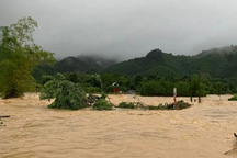 Tìm thấy người đàn ông bị nước lũ cuốn trôi khi đi đánh cá