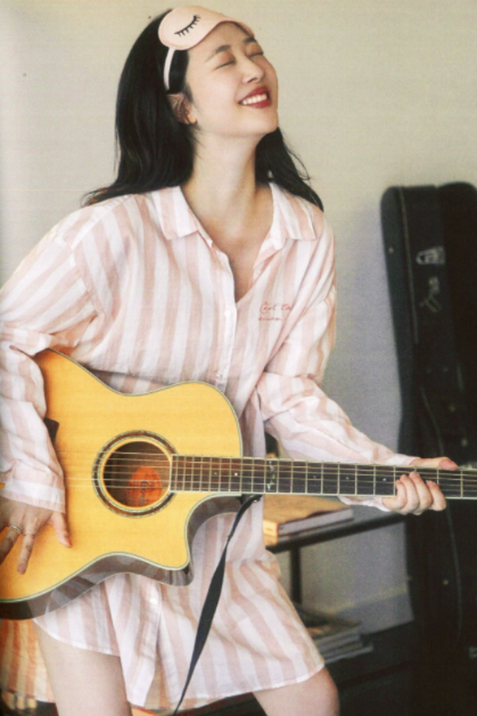 Nghẹn ngào ngắm nụ cười xinh đẹp của Sulli trong bộ ảnh cuối đời - 5 Nghẹn ngào ngắm nụ cười xinh đẹp của Sulli trong bộ ảnh cuối đời - 5