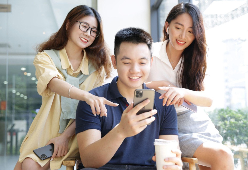 Lợi ích khi khách hàng mở tài khoản IVB Mobile Banking bằng eKYC - 1 Lợi ích khi khách hàng mở tài khoản IVB Mobile Banking bằng eKYC - 1