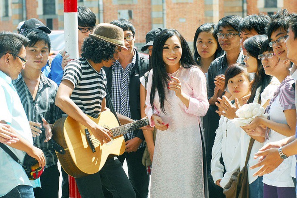 Ca sĩ Phương Thanh: “Tôi rơi nước mắt khi đã vượt qua mọi chuyện” - 3 Ca sĩ Phương Thanh: “Tôi rơi nước mắt khi đã vượt qua mọi chuyện” - 3
