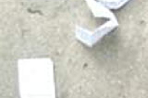 Phao thi rải trắng nhiều sân trường 