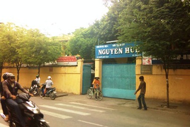 Nữ sinh rạch mặt, nam sinh đánh hội đồng bạn học đến chết