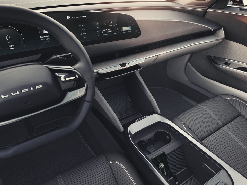 Sedan thể thao chạy điện Lucid Air - đối thủ cực gắt của Tesla - 15 Sedan thể thao chạy điện Lucid Air - đối thủ cực gắt của Tesla - 15