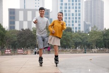 Tình yêu đặc biệt của cặp vợ chồng lính chì, mỗi người có một chân ở Hà Nội