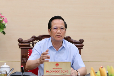 Bộ trưởng LĐ-TB&XH: "6.600 tỷ có sẵn, sao không thể chi cho người cần?"