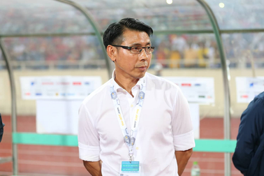 HLV Tan Cheng Hoe đổ lỗi cho cầu thủ sau thất bại trước tuyển Việt Nam