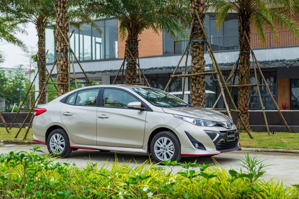 Bất chấp khó khăn, Toyota Vios lại dẫn đầu doanh số - 3 Bất chấp khó khăn, Toyota Vios lại dẫn đầu doanh số - 3