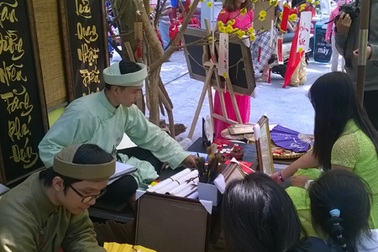 Phố ông đồ thời @