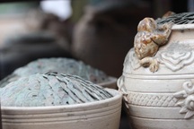 Săn “hàng độc” trong phiên chợ đồ cổ duy nhất trong năm