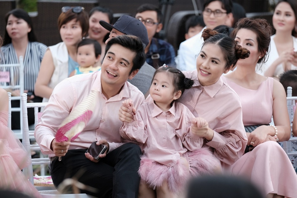 Những thiên thần nhí đáng yêu của sao Việt - 3