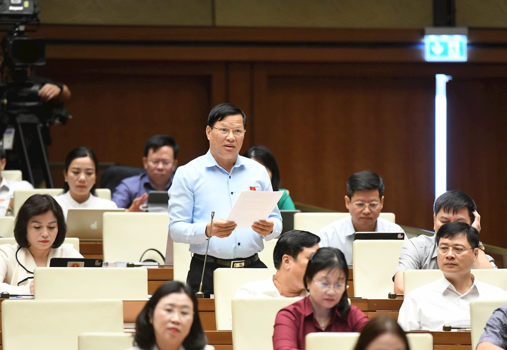 Cần quy định rõ trách nhiệm người đứng đầu trong ngập lụt đô thị - 2 Cần quy định rõ trách nhiệm người đứng đầu trong ngập lụt đô thị - 2