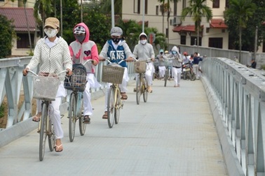 Khánh thành cầu dân sinh Cẩm Kim nối đôi bờ sông Thu Bồn