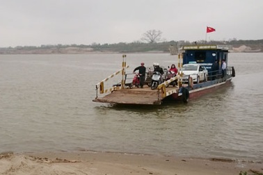 Lập tổ công tác ngăn chặn những chuyến đò “tử thần” ở huyện Phúc Thọ