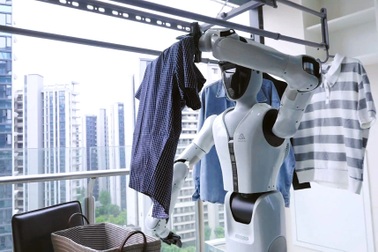 Trung Quốc thử nghiệm robot giúp việc gia đình