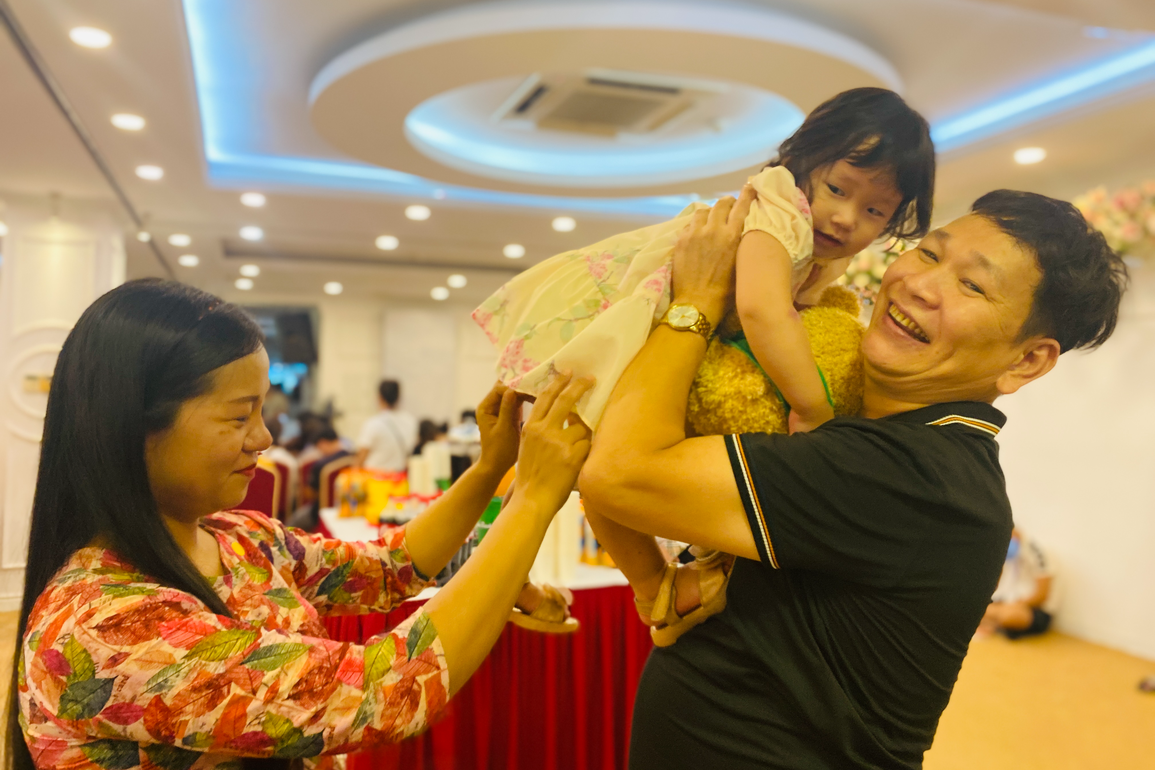 Trái ngọt của người đàn ông không có tinh trùng sau 23 năm - 2 Trái ngọt của người đàn ông không có tinh trùng sau 23 năm - 2