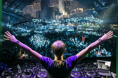 Khán giả Hà Nội tưng bừng trải nghiệm mùa lễ hội