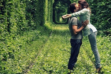 Những cung đường tình yêu đẹp như tranh vẽ