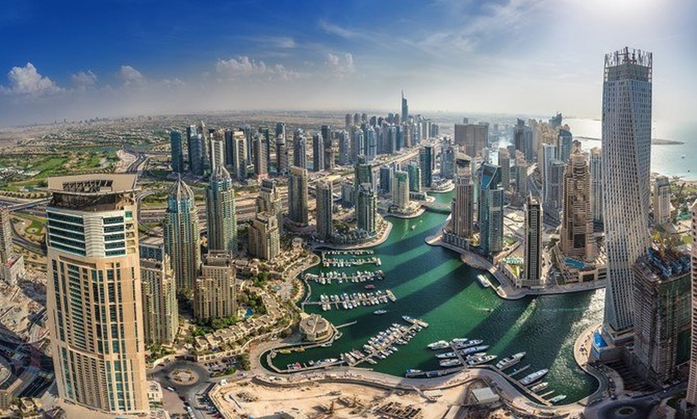 Hé lộ thú vị về kinh tế của UAE, nước có đội bóng sắp thi đấu với Việt Nam - 1 Hé lộ thú vị về kinh tế của UAE, nước có đội bóng sắp thi đấu với Việt Nam - 1