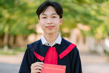 Nam sinh trường làng điểm chuẩn thấp nhất Hà Nội đỗ đầu ĐH Bách Khoa