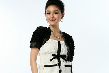 Từ Hy Viên được lòng mẹ chồng tương lai