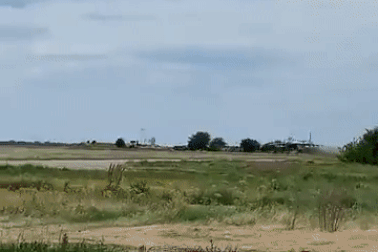 Ukraine "khoe" kỹ năng bay áp sát mặt đất của phi công tiêm kích