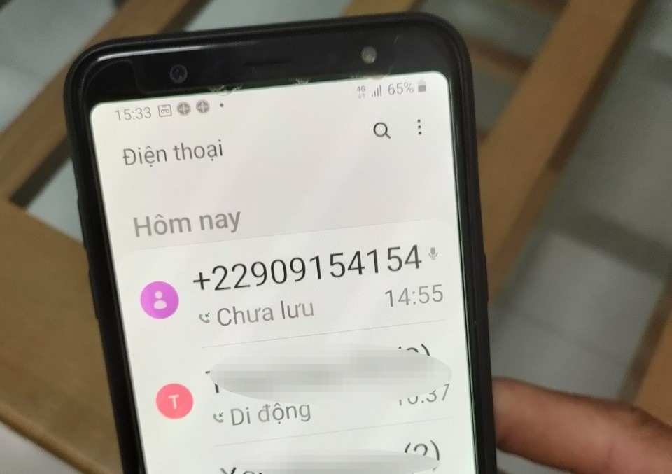 Nhiều người bất ngờ nhận được điện thoại yêu cầu nộp phạt nguội - 1 Nhiều người bất ngờ nhận được điện thoại yêu cầu nộp phạt nguội - 1