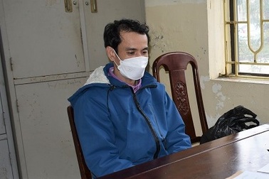 Đối tượng hành nghề in thiệp mời làm giả phiếu xét nghiệm Covid-19