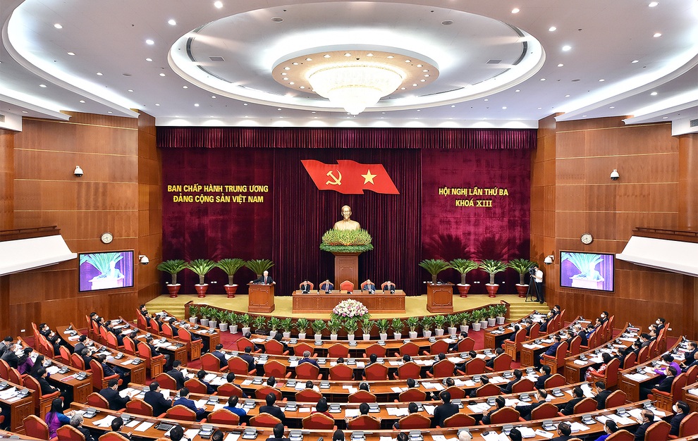Trung ương thảo luận về tình hình kinh tế xã hội đất nước - 1 Trung ương thảo luận về tình hình kinh tế xã hội đất nước - 1