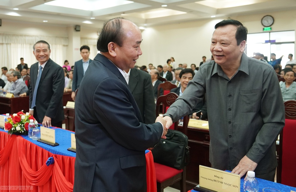 Thủ tướng trao đổi về vụ Đồng Tâm với các nguyên lãnh đạo Trung ương - 1 Thủ tướng trao đổi về vụ Đồng Tâm với các nguyên lãnh đạo Trung ương - 1