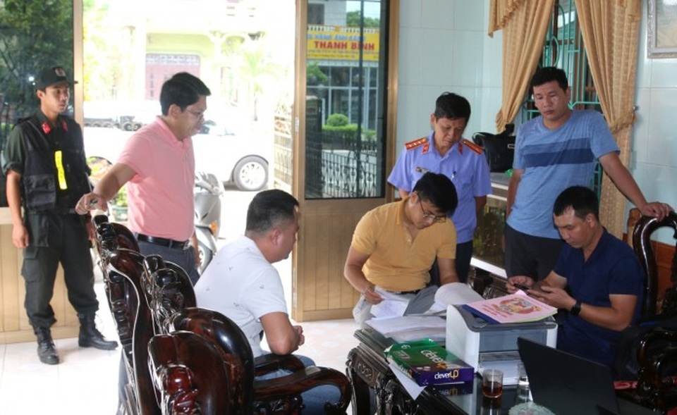 Phá đường dây cá độ bóng đá, lô đề nghìn tỷ đồng - 2 Phá đường dây cá độ bóng đá, lô đề nghìn tỷ đồng - 2