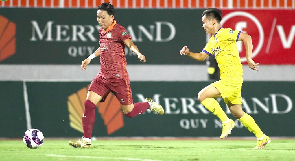 Bình Định thắng SL Nghệ An, Tiến Linh giúp Bình Dương hạ Thanh Hóa - 1 Bình Định thắng SL Nghệ An, Tiến Linh giúp Bình Dương hạ Thanh Hóa - 1