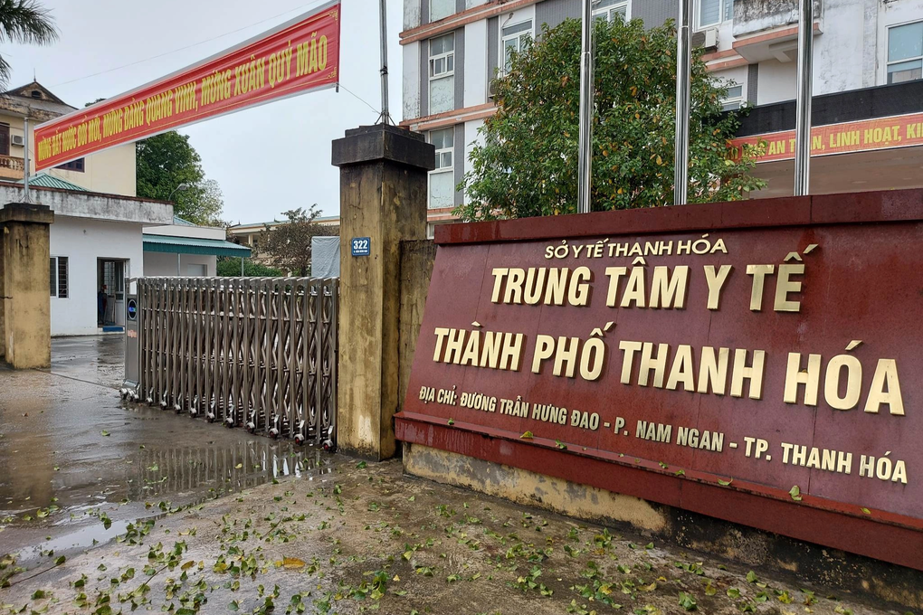 Phó Chủ tịch tỉnh Thanh Hóa nói về vụ đề nghị góp tiền làm băng rôn - 1 Phó Chủ tịch tỉnh Thanh Hóa nói về vụ đề nghị góp tiền làm băng rôn - 1