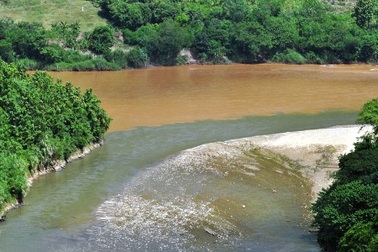 Vẻ kỳ thú “nơi con sông Hồng chảy vào đất Việt”